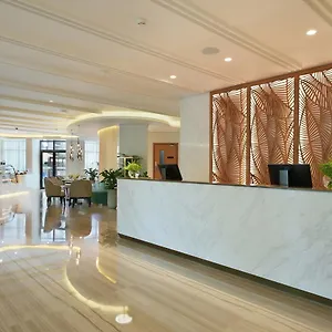 Arabian Park Dubai, An Edge By Rotana Ντουμπάι